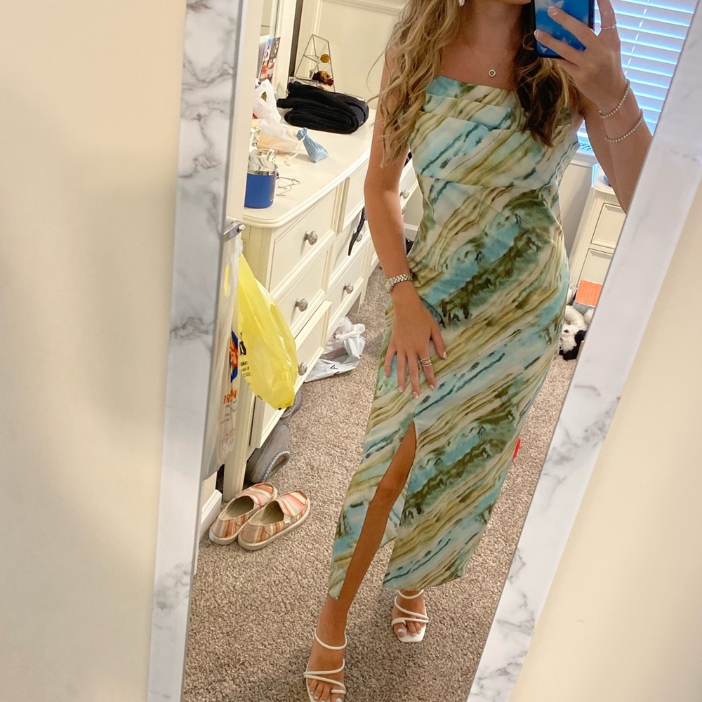 MIDI Dress